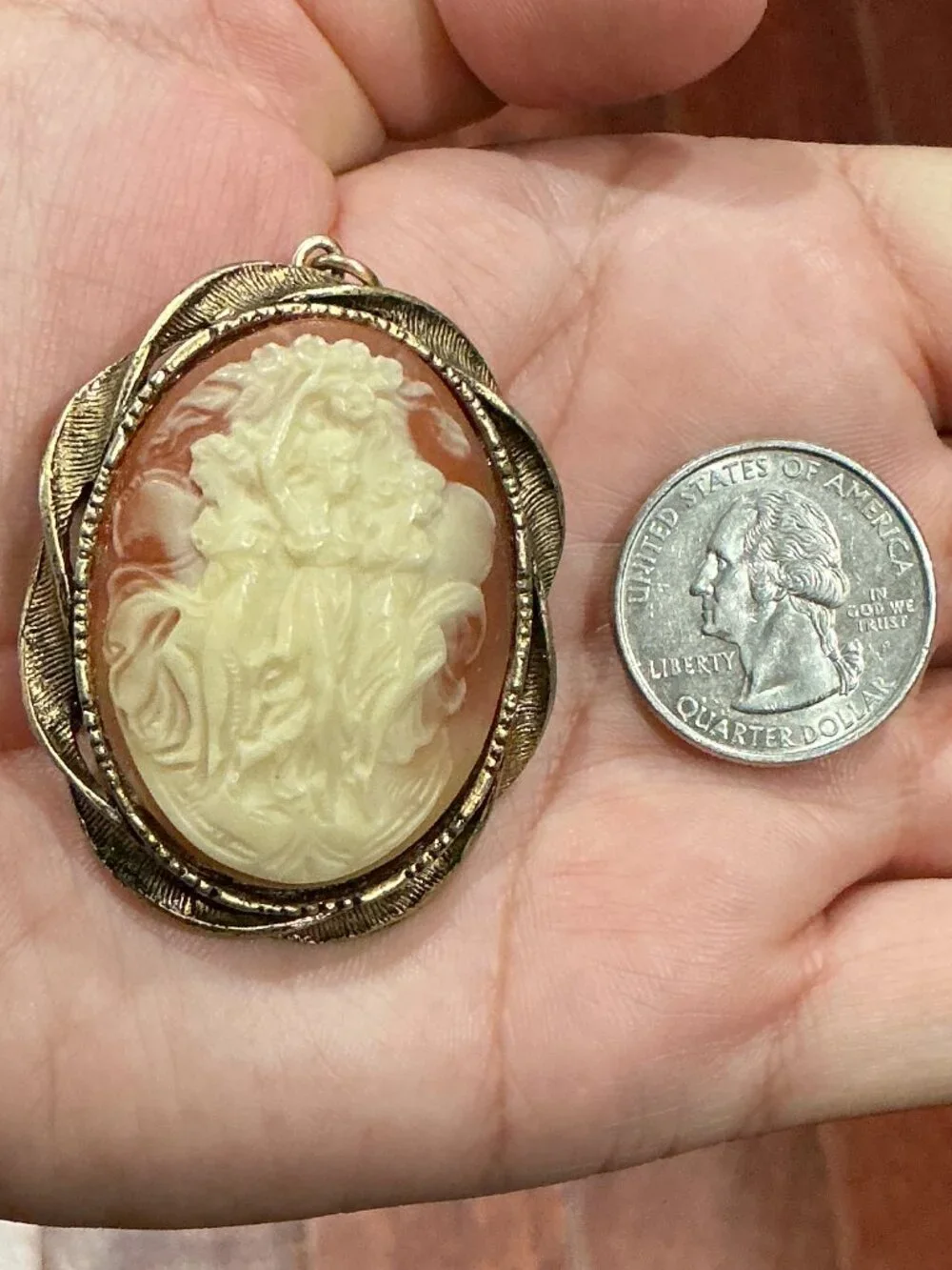 Vintage Glass Pearl Necklace Cameo Brooch Pendant Lot Gold Tone Costume Jewelry
